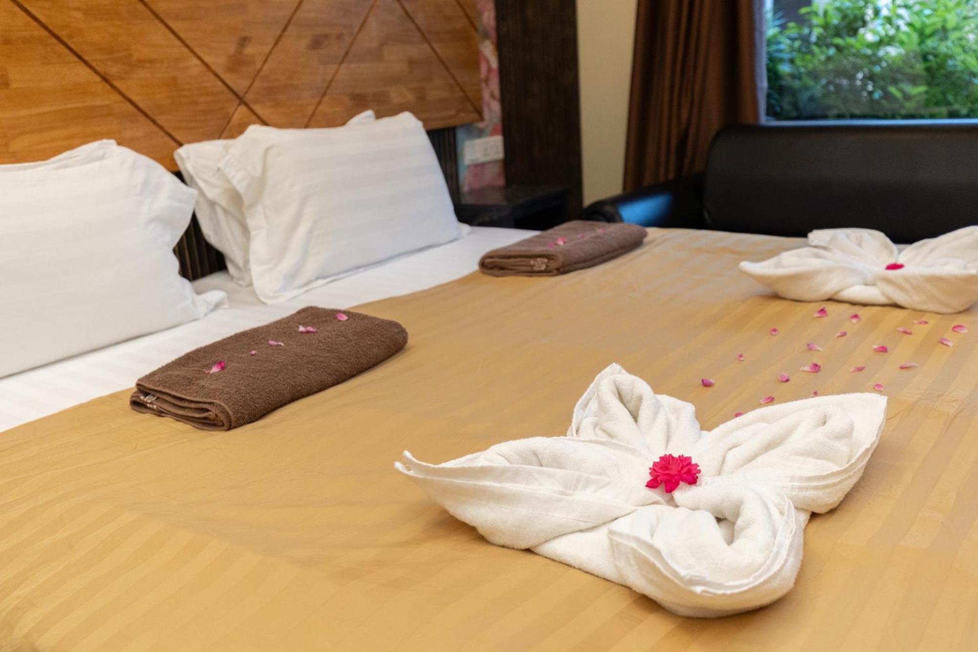 Tranquil Thoddoo Hotel Exterior foto